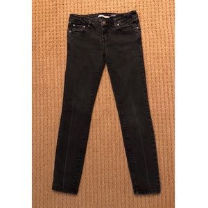 Cute washed out black jeans w/pockets front/back
